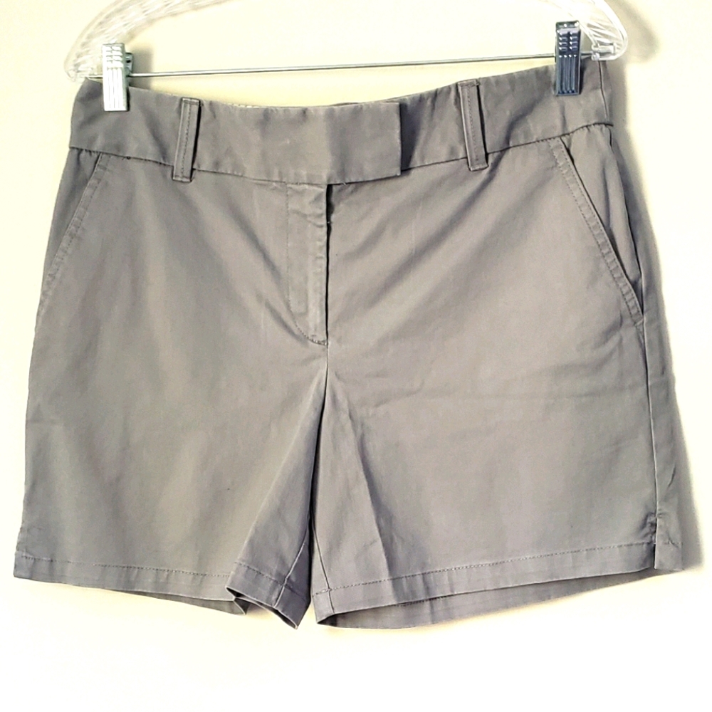 NWT ANN TAYLOR LOFT GRAY RIVIERA SHORTS SZ 8